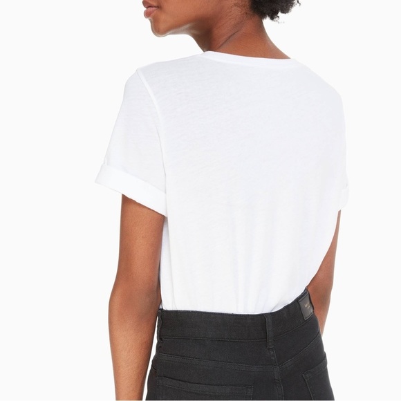 Kate Spade ‘Womanhattan’ Roll Sleeve T-Shirt White Sequined Size Medium - Picture 2 of 11